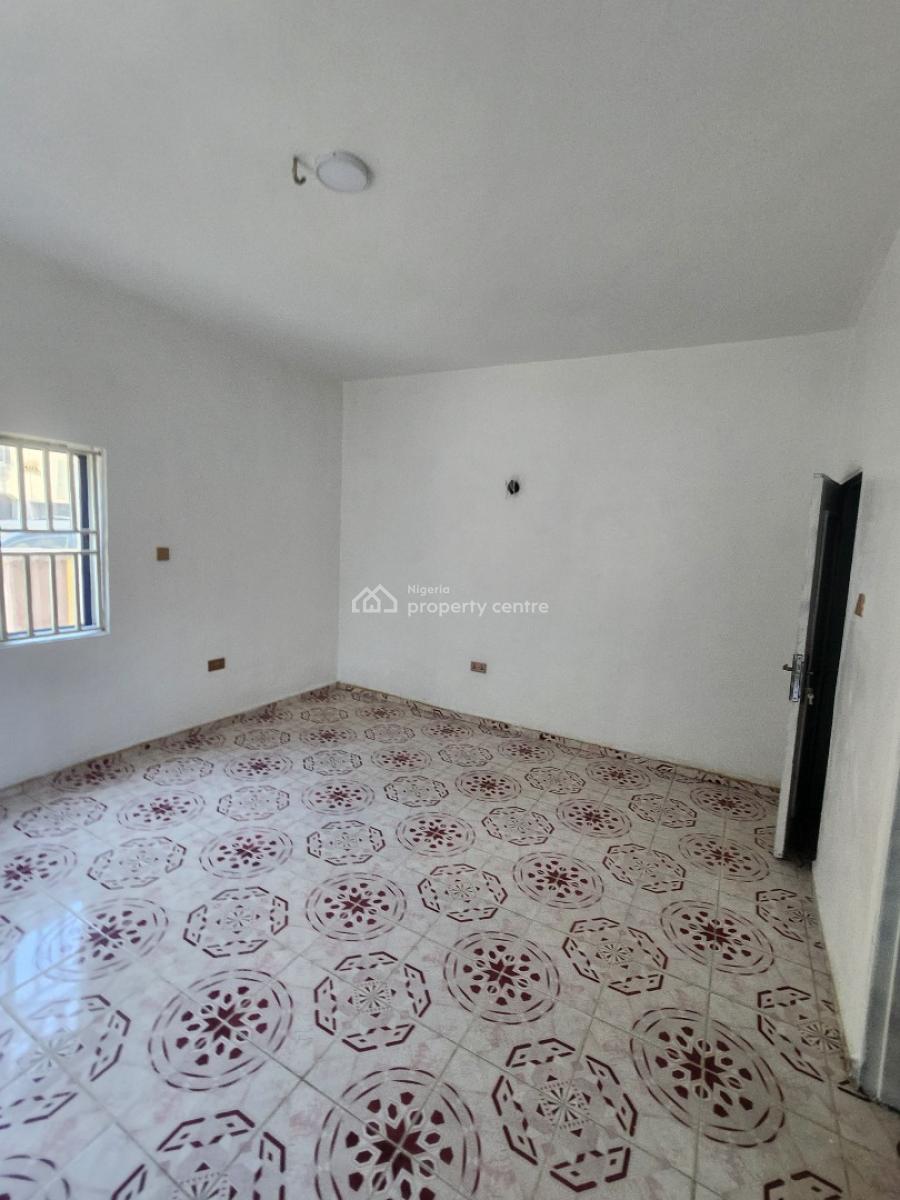 Clean 3 Bedroom Flat. Ground Floor, Pay & Pack in, By Arab (tarred Rd, Utako, Abuja, Flat / Apartment for Rent