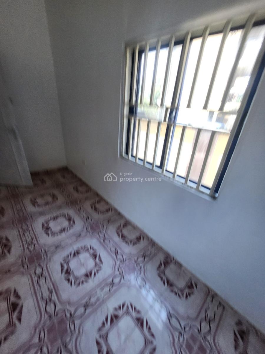 Clean 3 Bedroom Flat. Ground Floor, Pay & Pack in, By Arab (tarred Rd, Utako, Abuja, Flat / Apartment for Rent