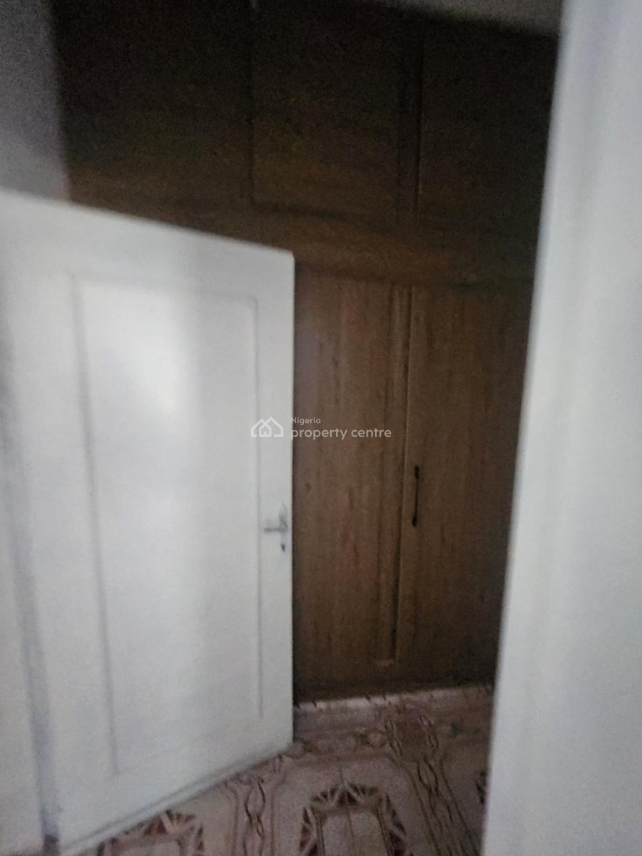 Clean 3 Bedroom Flat. Ground Floor, Pay & Pack in, By Arab (tarred Rd, Utako, Abuja, Flat / Apartment for Rent