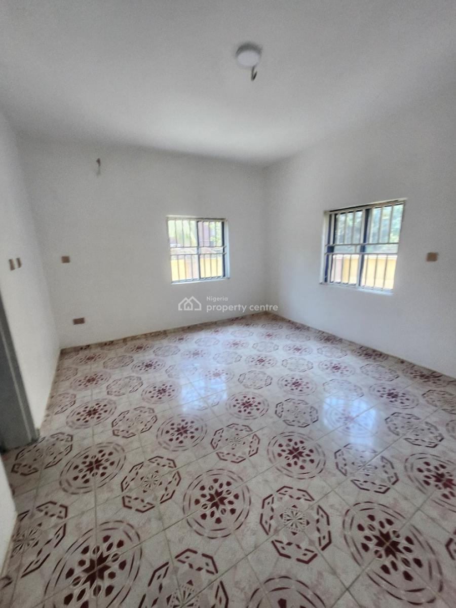 Clean 3 Bedroom Flat. Ground Floor, Pay & Pack in, By Arab (tarred Rd, Utako, Abuja, Flat / Apartment for Rent