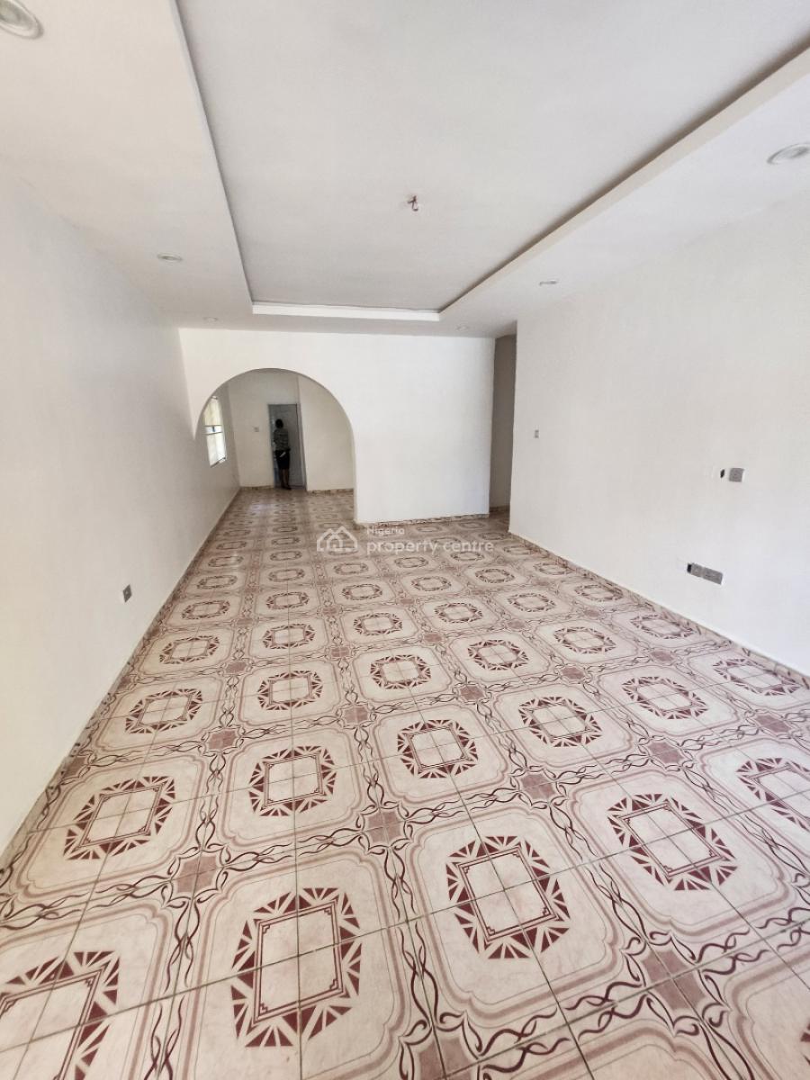 Clean 3 Bedroom Flat. Ground Floor, Pay & Pack in, By Arab (tarred Rd, Utako, Abuja, Flat / Apartment for Rent