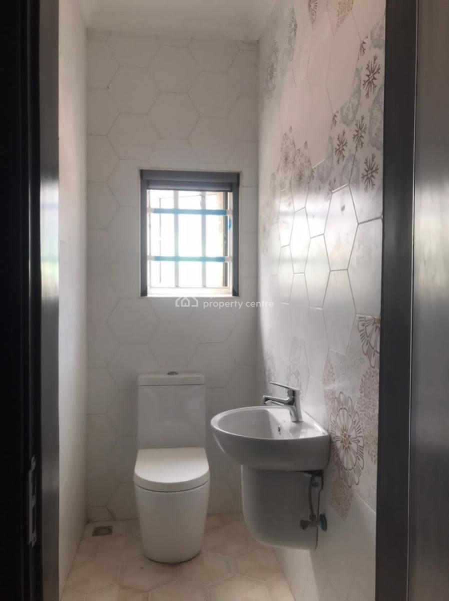 Newly Built 4 Units of 3 Bedroom Flat with Bq, Lekki Phase 1, Lekki, Lagos, Flat / Apartment for Rent