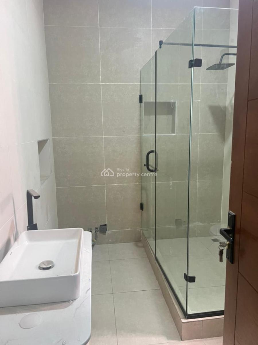 6 Bedroom Detached Duplex with Bq, Gra Phase 2, Magodo, Lagos, Detached Duplex for Sale