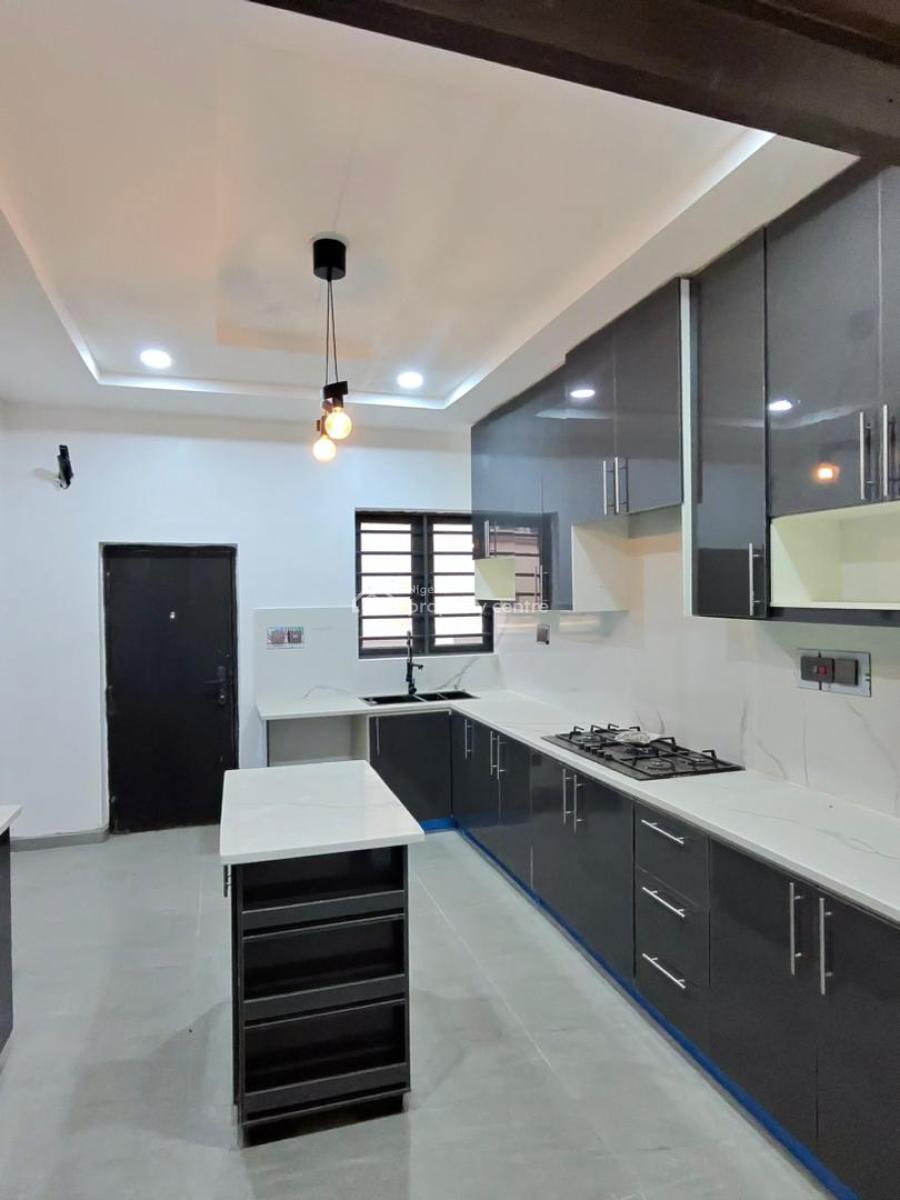 6 Bedroom Detached Duplex with Bq, Gra Phase 2, Magodo, Lagos, Detached Duplex for Sale