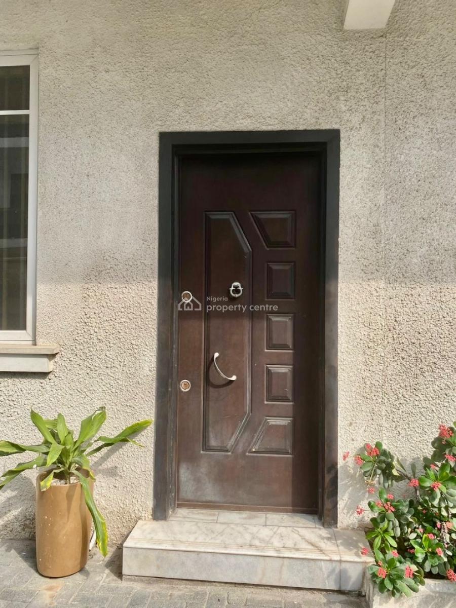 Premium and Luxury in High Profile Area Plus a B Q, Parkview, Ikoyi, Lagos, Semi-detached Duplex for Rent