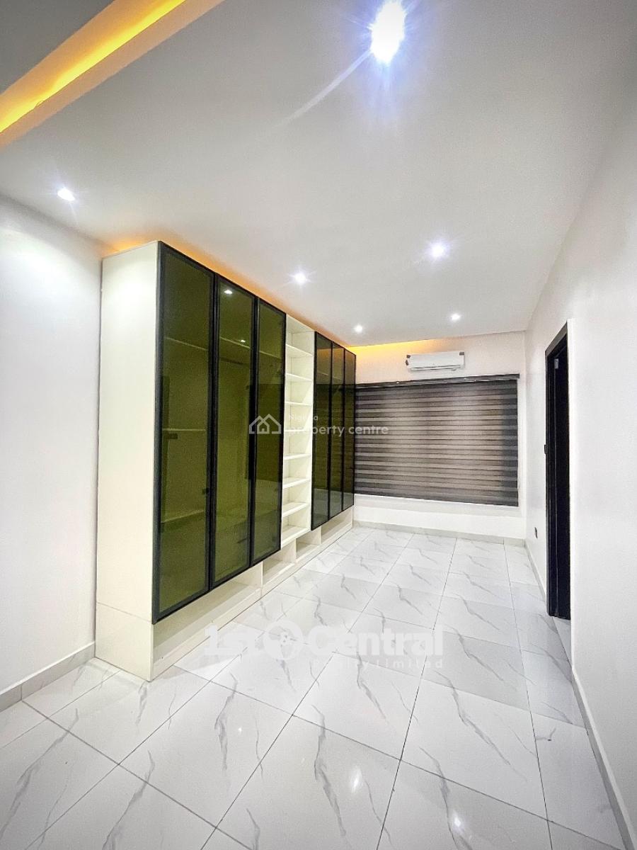 Brand New 3 Bedrooms +1 Bq Apartment, Lekki Phase 1, Lekki, Lagos, Flat / Apartment for Rent