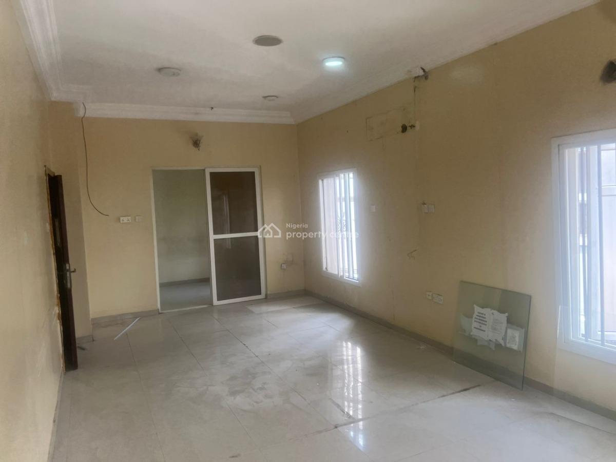 Self Compound Spacious 5 Bedroom Fully Detached Duplex with 2 Rooms Bq, Lekki Phase 1, Lekki, Lagos, Detached Duplex for Rent