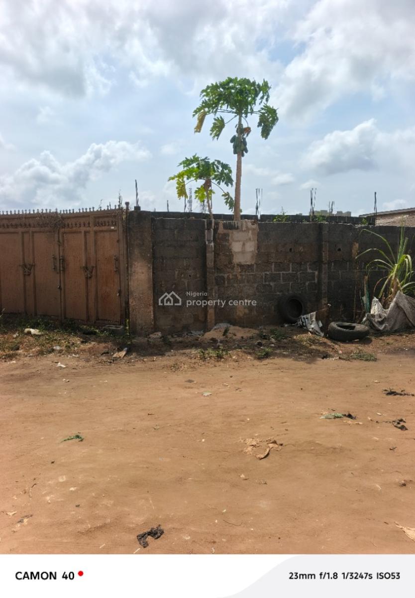 Uncomplicated Building, Behind Ilori Estate Ijegun, Ikotun, Lagos, Block of Flats for Sale