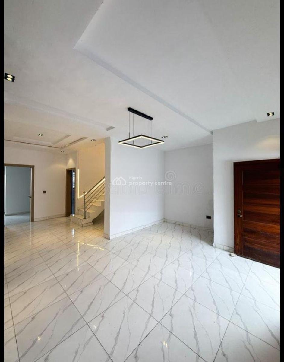 Standard 3 Bedroom Flat, Abraham Adesanya, Ajah, Lagos, Flat / Apartment for Rent