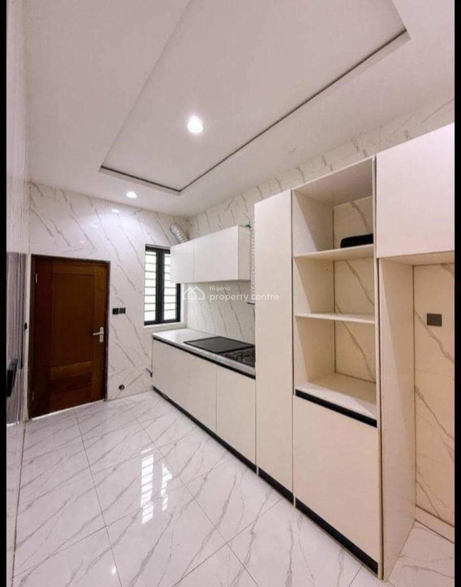 Standard 3 Bedroom Flat, Abraham Adesanya, Ajah, Lagos, Flat / Apartment for Rent