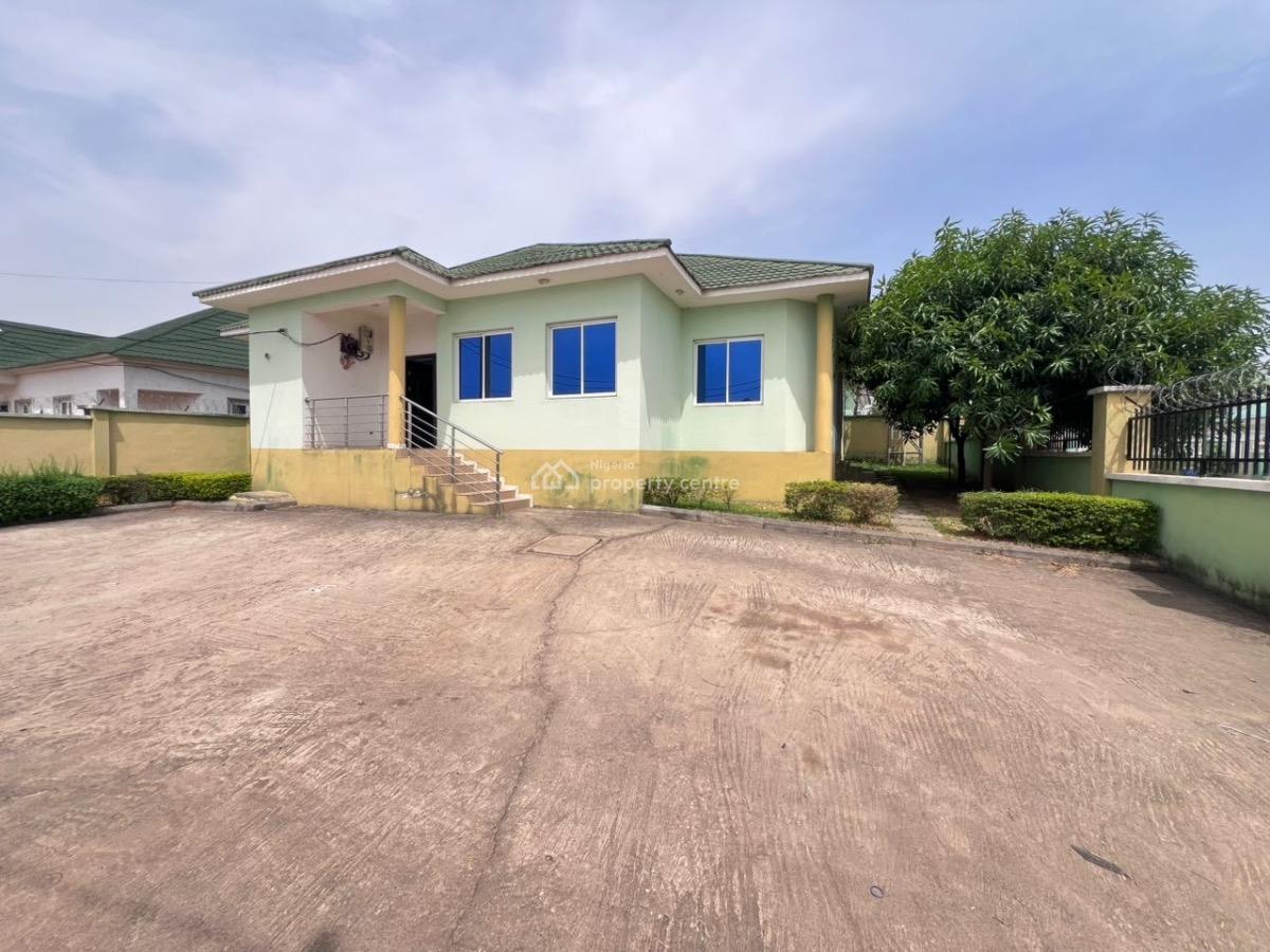 3 Bedroom Detached Bungalow with a Self Contained, Lugbe District, Abuja, Detached Bungalow for Sale