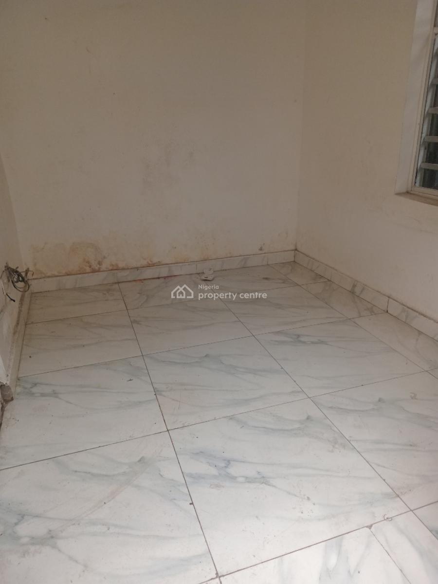 a Luxurious Standard Bq Apartment, Chevron Drive Chevy View Estate, Lekki, Lagos, Self Contain (single Rooms) for Rent