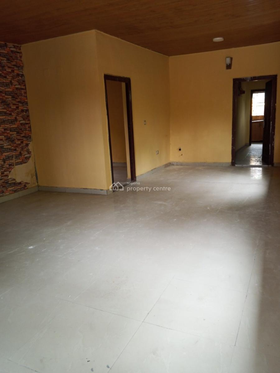 Well Renovated 3 Bedroom Flat, Ologunfe Area, Awoyaya, Ibeju Lekki, Lagos, Flat / Apartment for Rent
