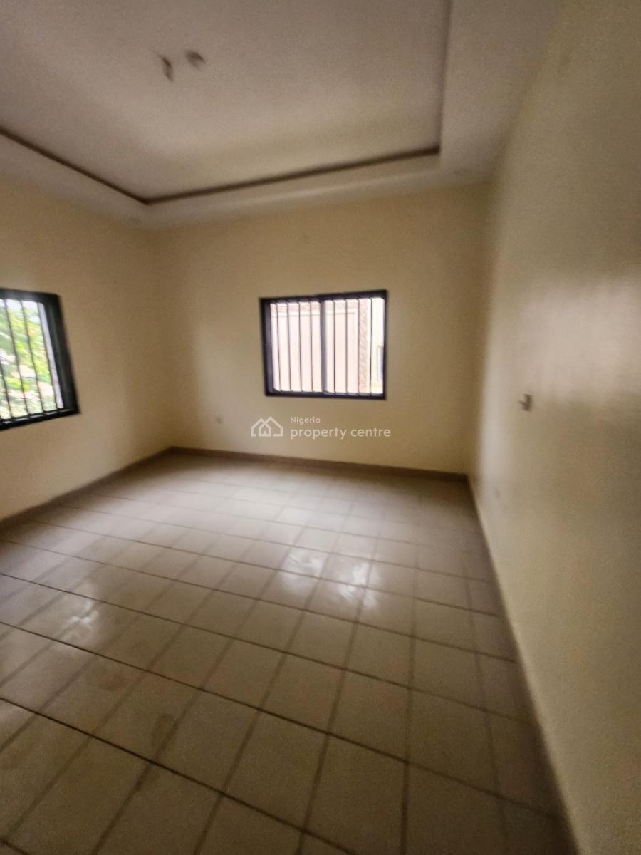 Renovated Clean 3bedroom Flat. 1st Floor,tarred Rs, Wuye Main(tarred Rd, Wuye, Abuja, Flat / Apartment for Rent