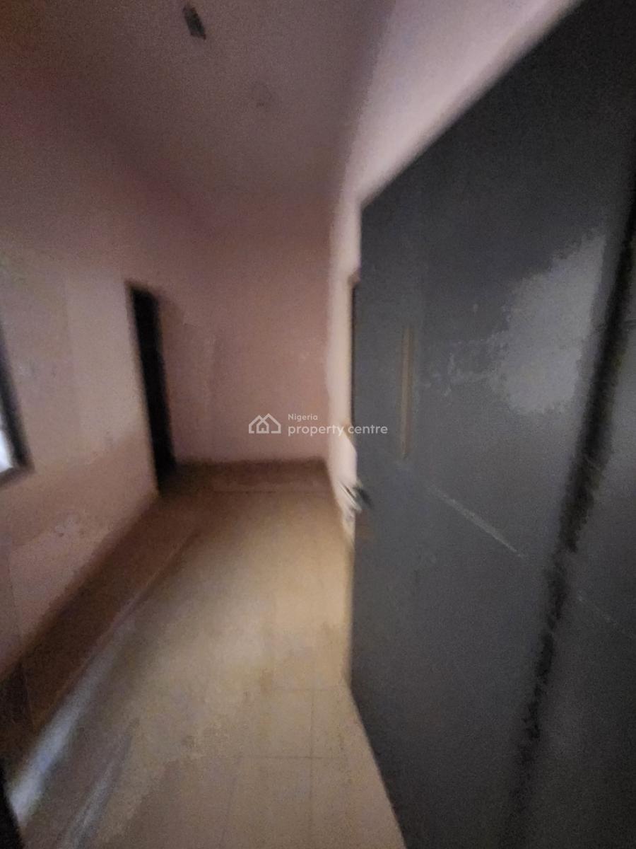 Renovated Clean 3bedroom Flat. 1st Floor,tarred Rs, Wuye Main(tarred Rd, Wuye, Abuja, Flat / Apartment for Rent