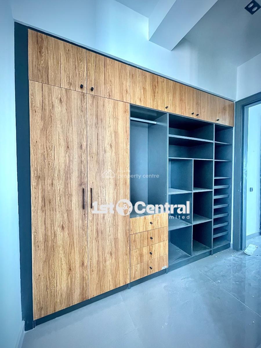 Brand New 2bedrooms +1bq Penthouse at Lekki Phase 1, Lekki Phase 1, Lekki, Lagos, Flat / Apartment for Sale