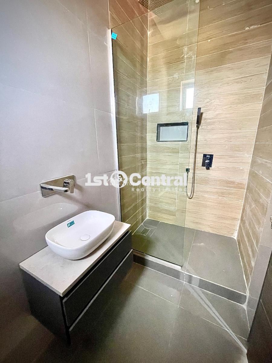 Brand New 2bedrooms +1bq Penthouse at Lekki Phase 1, Lekki Phase 1, Lekki, Lagos, Flat / Apartment for Sale