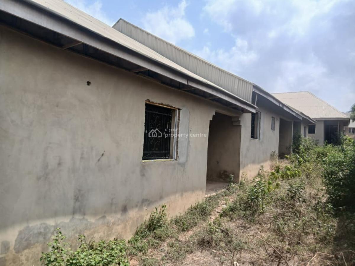 3 Units of 2 Bedroom with 3 Units of Selfcon, Soka, Ibadan, Oyo, House for Sale