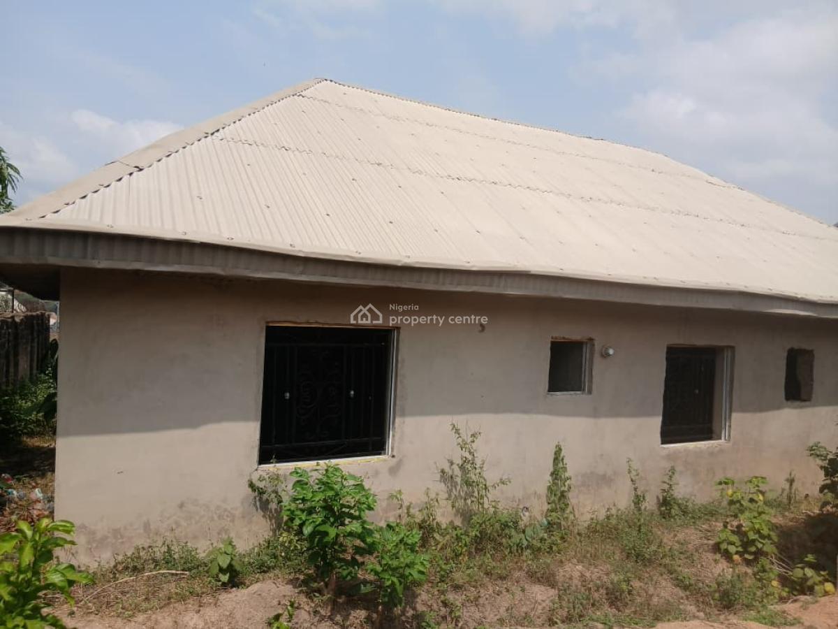 3 Units of 2 Bedroom with 3 Units of Selfcon, Soka, Ibadan, Oyo, House for Sale