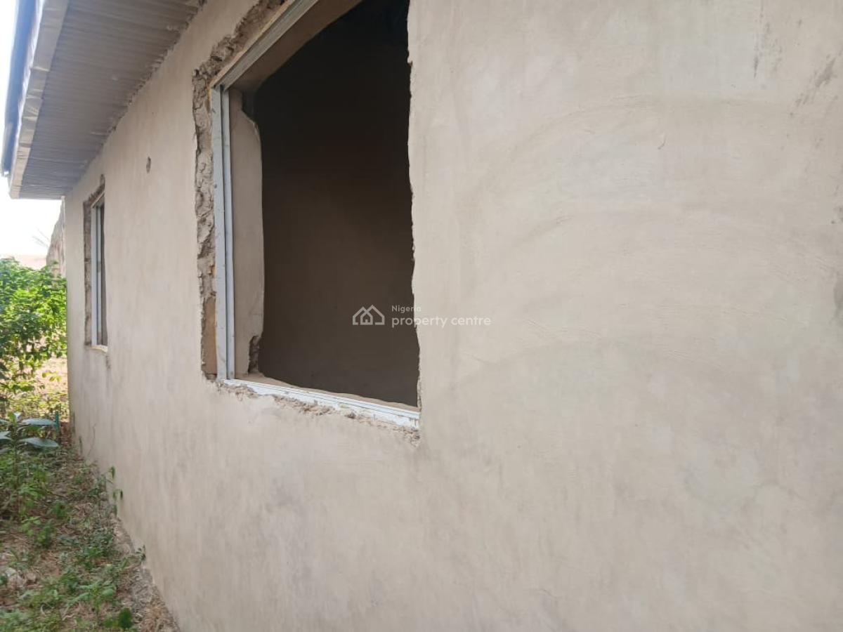 3 Units of 2 Bedroom with 3 Units of Selfcon, Soka, Ibadan, Oyo, House for Sale