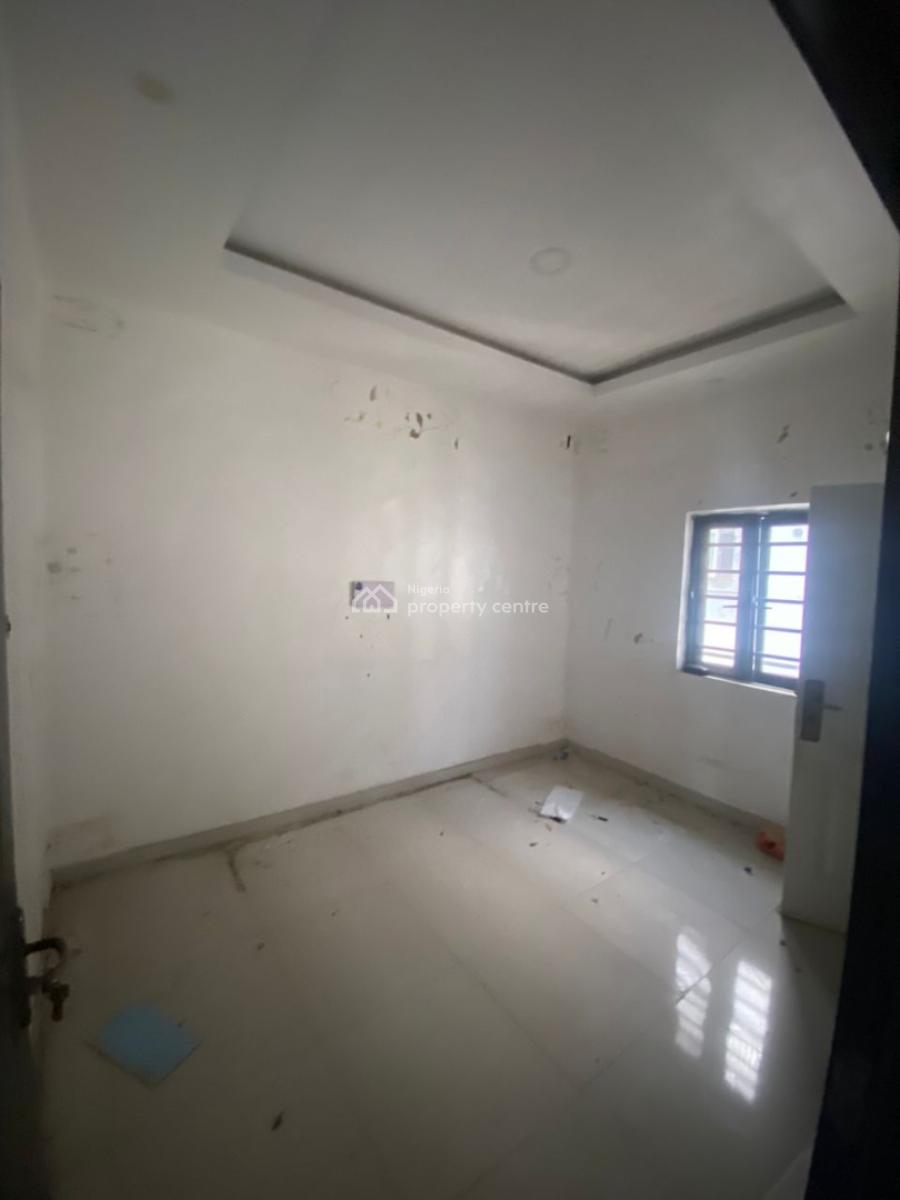 2 Bedroom Flat in a Serene Neighbourhood, Off Hot Bread Supermarket, Sangotedo, Ajah, Lagos, Flat / Apartment for Rent