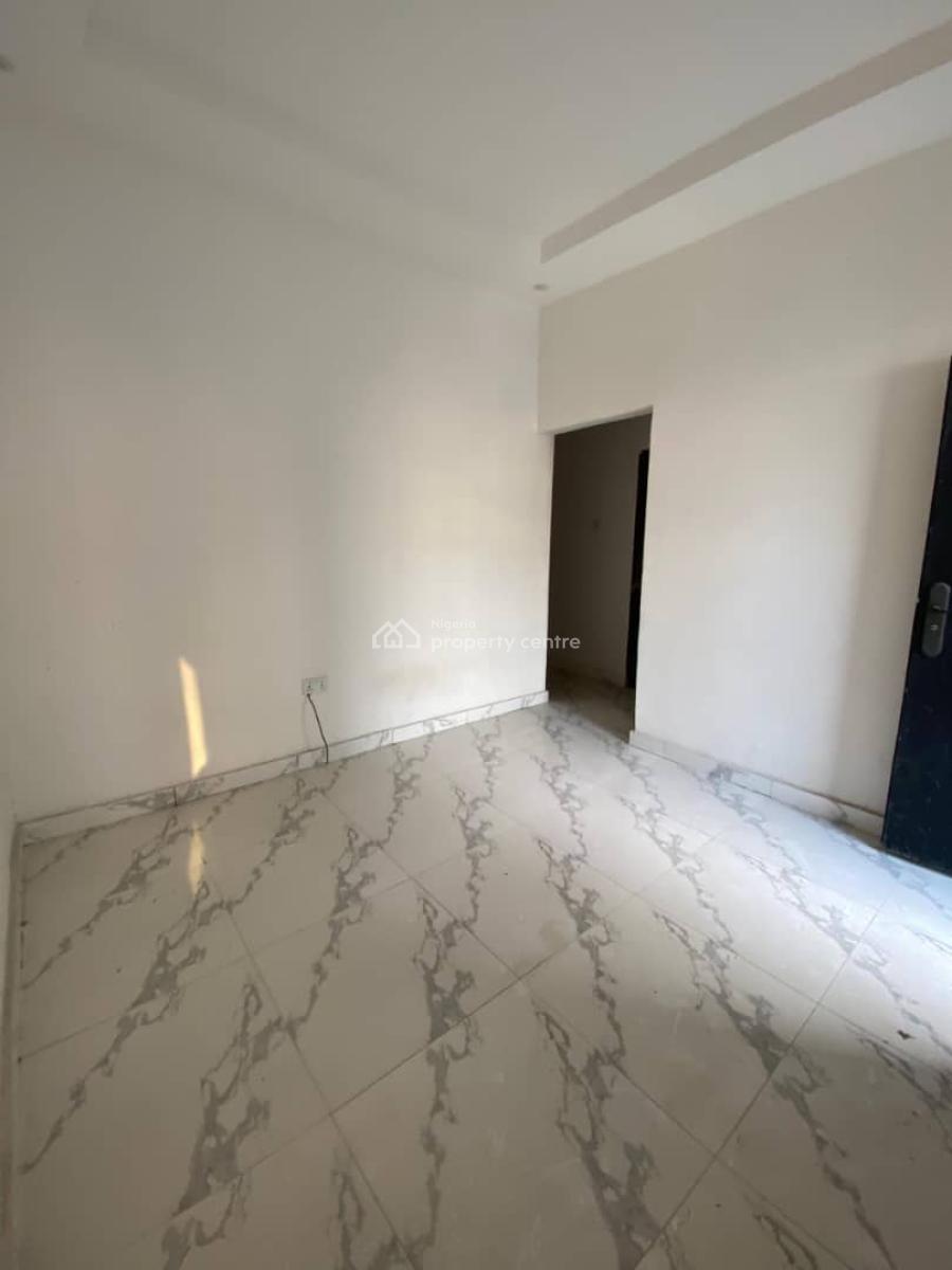 2 Bedroom Flat in a Serene Neighbourhood, Off Hot Bread Supermarket, Sangotedo, Ajah, Lagos, Flat / Apartment for Rent