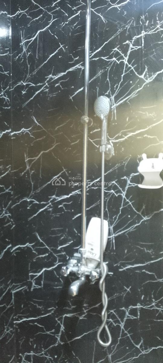 a Luxurious Mini Flat with Personal Kichen, Chevron Drive, Paradise 3 Estate Chevron, Lekki, Lagos, Mini Flat (room and Parlour) for Rent