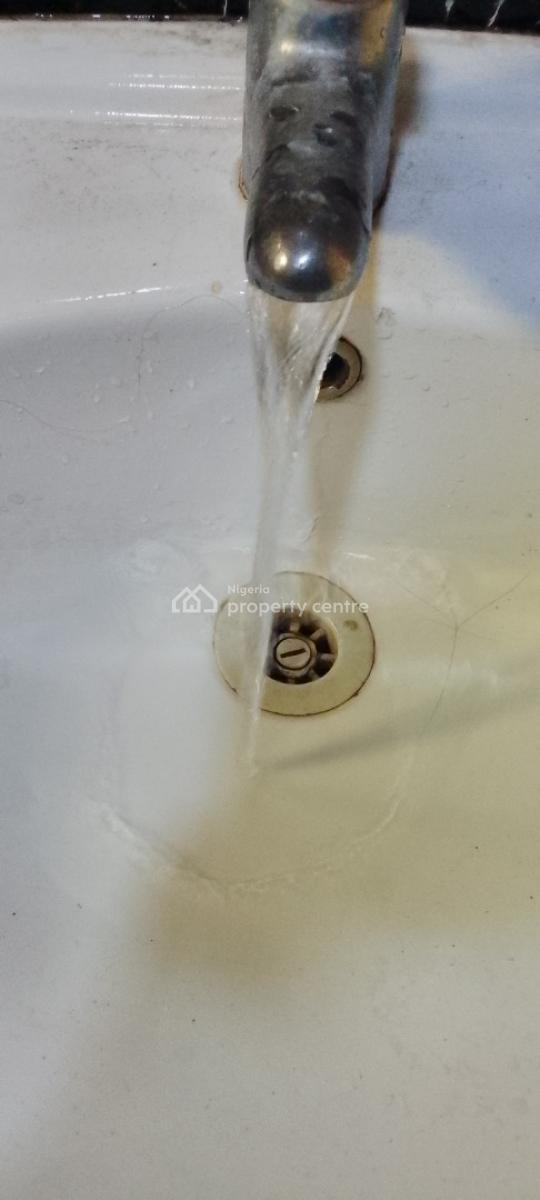 a Luxurious Mini Flat with Personal Kichen, Chevron Drive, Paradise 3 Estate Chevron, Lekki, Lagos, Mini Flat (room and Parlour) for Rent