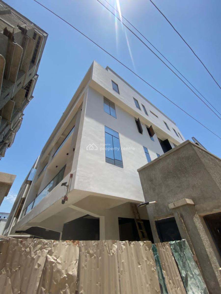 Luxury Spacious 3 Bedroom Penthouse with Spacious Bq, Off Freedom Way, Lekki Phase 1, Lekki, Lagos, Flat / Apartment for Sale