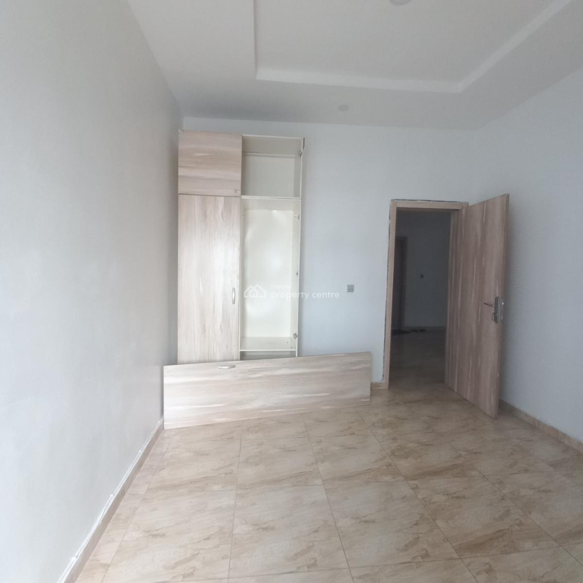 Semi Masters Room in  a Shared Terrace, Chevron Toll Gate, Orchid Road, Lekki, Lagos, Self Contain (single Rooms) for Rent