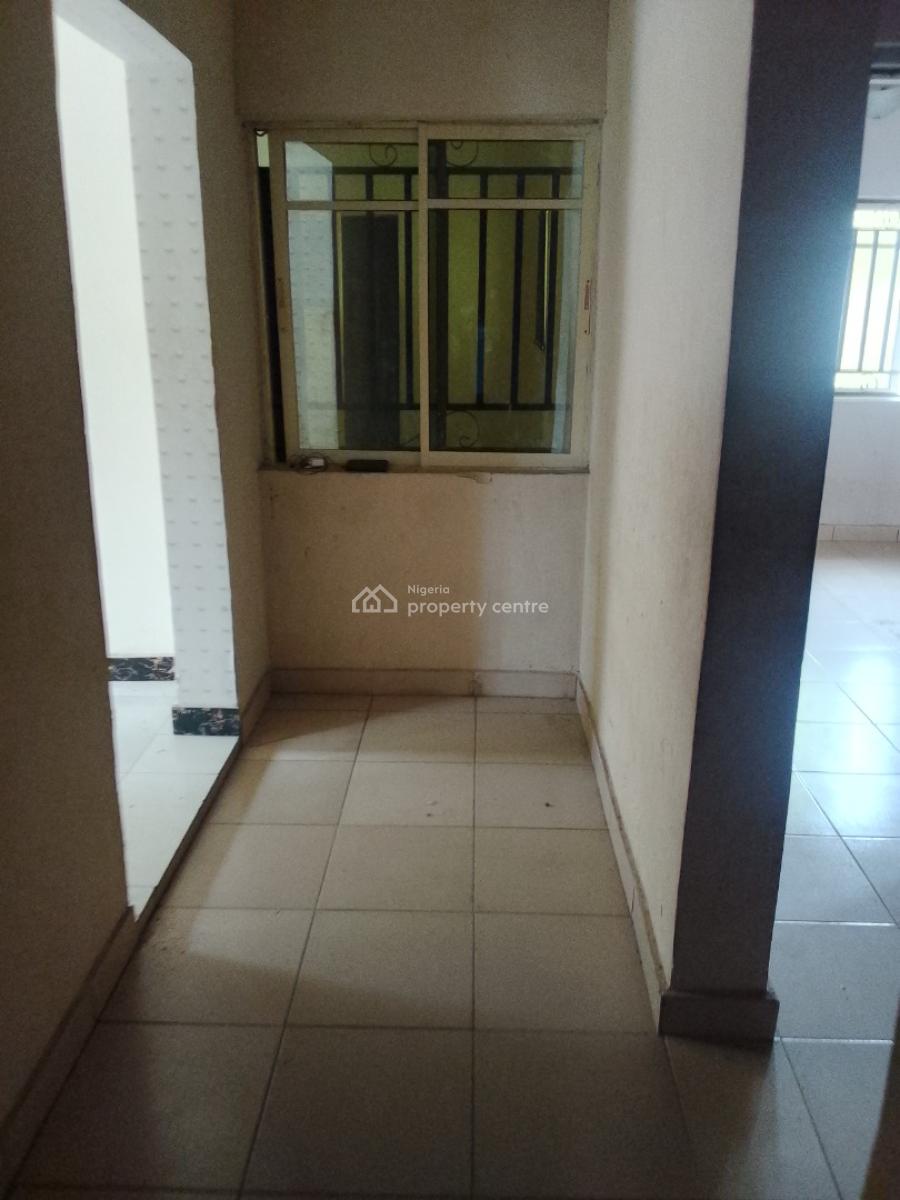 Clean Two Bedroom, Phase 2, Ibeju Lekki, Lagos, Flat / Apartment for Rent