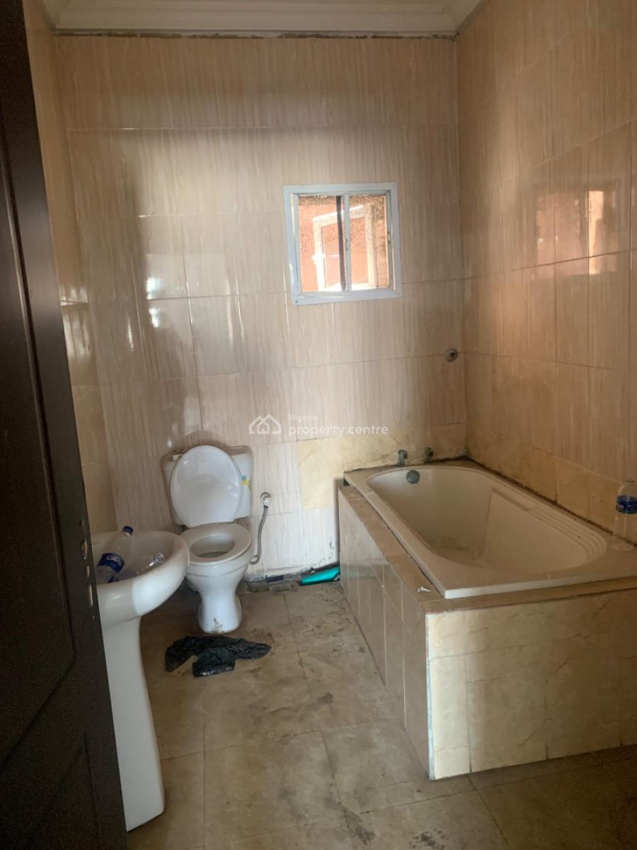 a Well Maintained 3bedroom Duplex, Orchid Road Lekki Lagos, Lekki Phase 2, Lekki, Lagos, Flat / Apartment for Rent