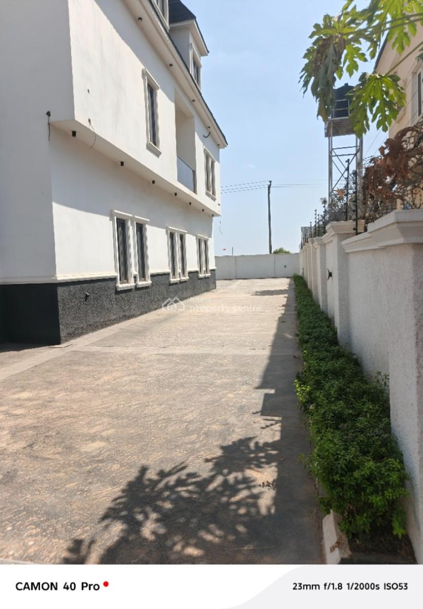 6 Bedroom Duplex with 2 Rooms Bq, Efab Metropolitan Estate, Gwarinpa, Abuja, Detached Duplex for Sale