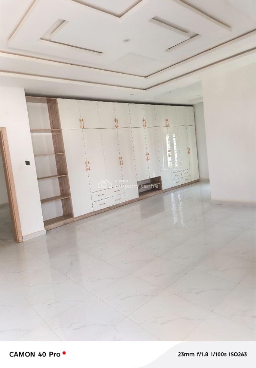 6 Bedroom Duplex with 2 Rooms Bq, Efab Metropolitan Estate, Gwarinpa, Abuja, Detached Duplex for Sale