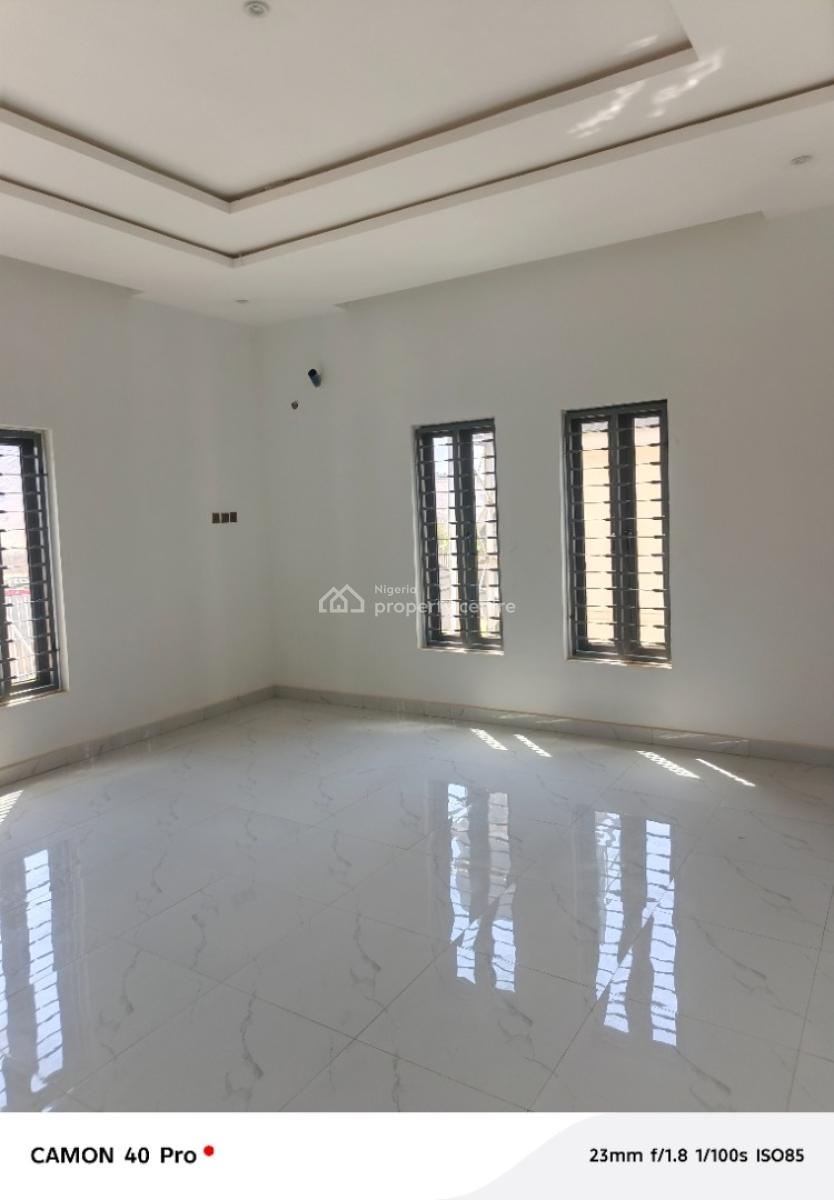 6 Bedroom Duplex with 2 Rooms Bq, Efab Metropolitan Estate, Gwarinpa, Abuja, Detached Duplex for Sale