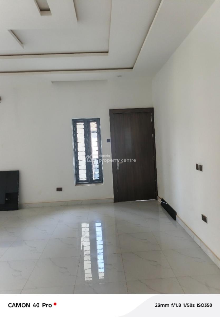 6 Bedroom Duplex with 2 Rooms Bq, Efab Metropolitan Estate, Gwarinpa, Abuja, Detached Duplex for Sale