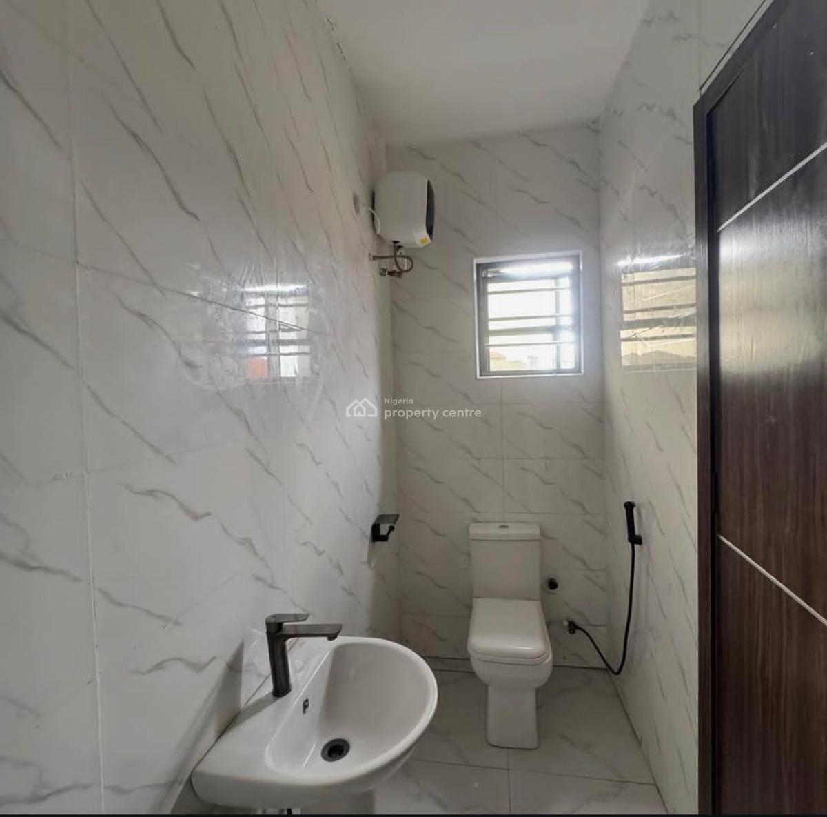 2 Bedroom Apartment, Igbo Efon, Lekki, Lagos, Flat / Apartment for Sale