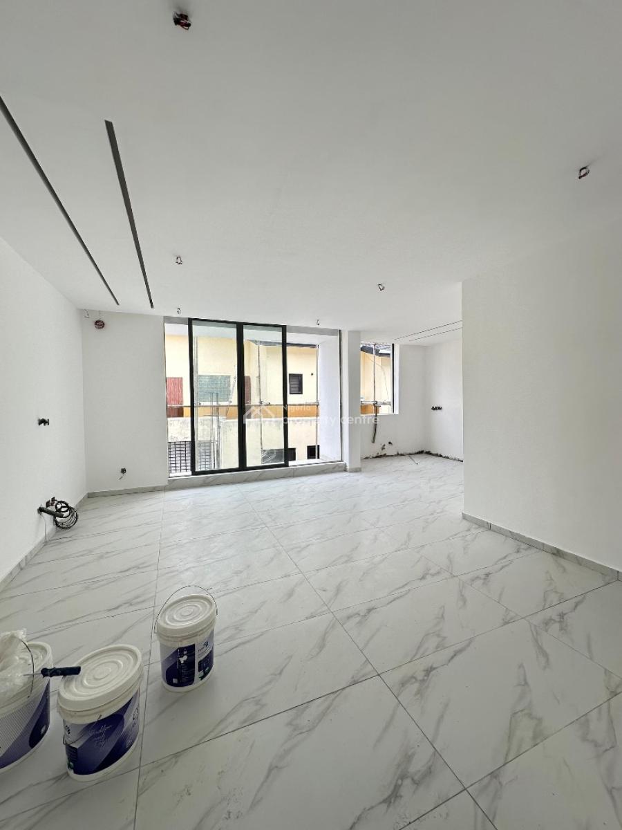 Exquisite 2 Bedroom Apartment with Elevator, and Pool, Lekki Phase 1, Lekki, Lagos, Flat / Apartment for Sale