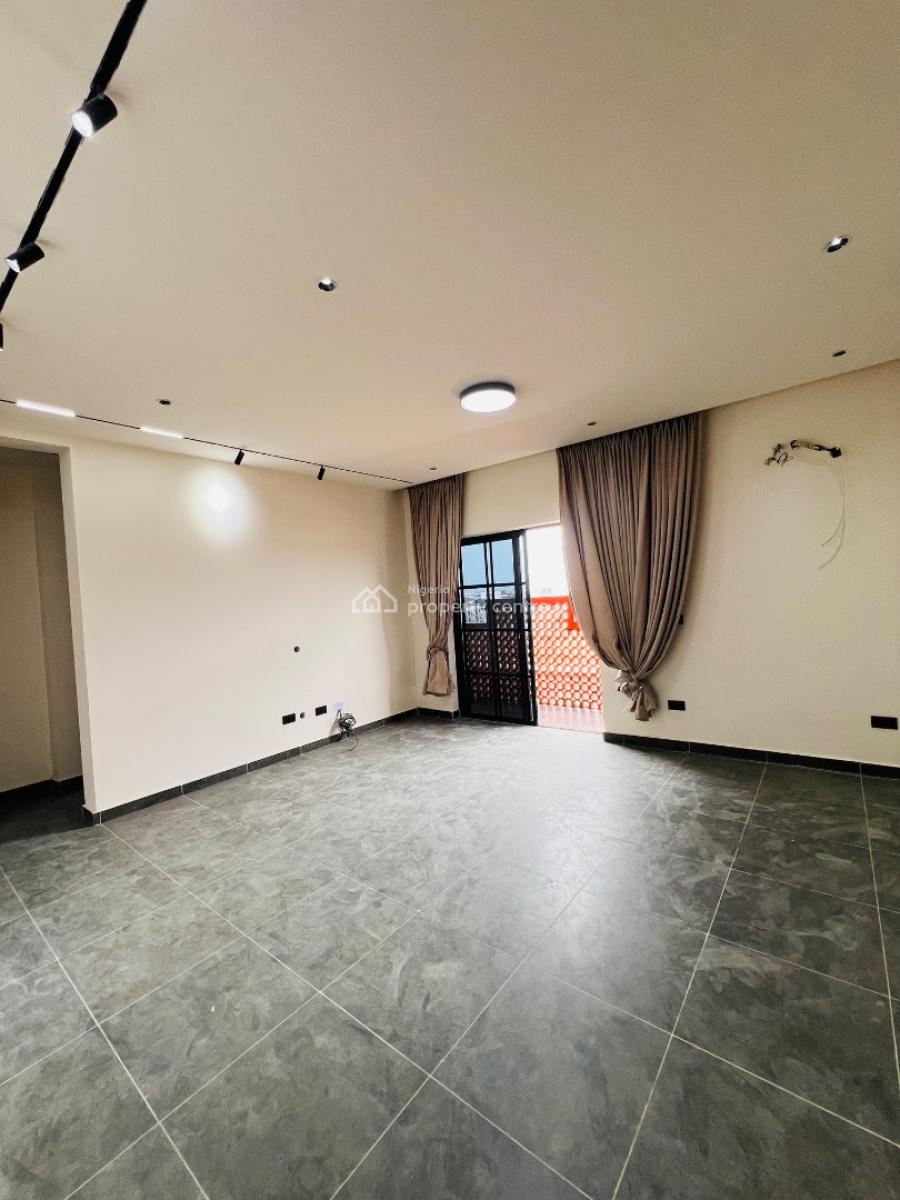 1/3 Bedroom Apartment  150/300 Million, Lekki Phase 1, Lekki, Lagos, Flat / Apartment for Sale