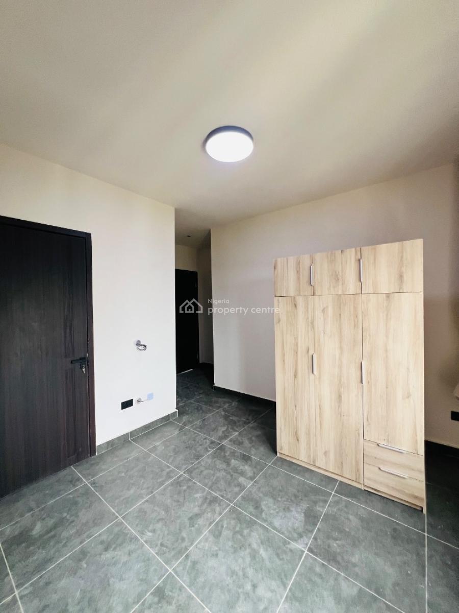 1/3 Bedroom Apartment  150/300 Million, Lekki Phase 1, Lekki, Lagos, Flat / Apartment for Sale