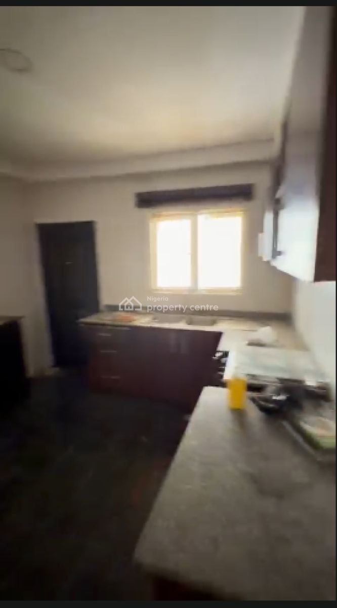 Self Serviced Spacious 3 Bedroom, Ologolo, Lekki, Lagos, Ologolo, Lekki, Lagos, Flat / Apartment for Rent