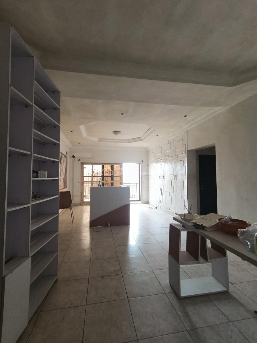 Self Service Lovely Spacious 3 Bedroom Apartment+ Boys Quarter, Agungi, Lekki, Lagos, Flat / Apartment for Rent