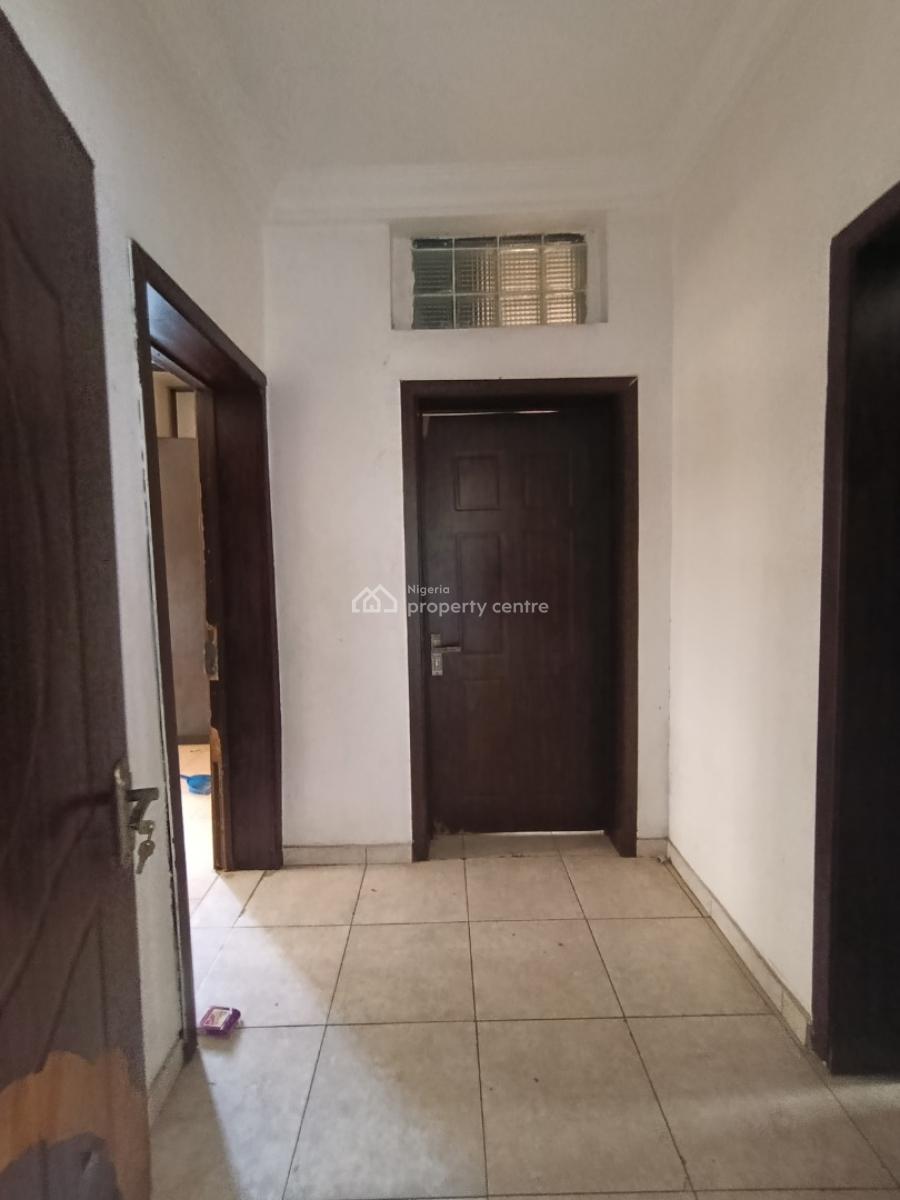 Self Service Lovely Spacious 3 Bedroom Apartment+ Boys Quarter, Agungi, Lekki, Lagos, Flat / Apartment for Rent