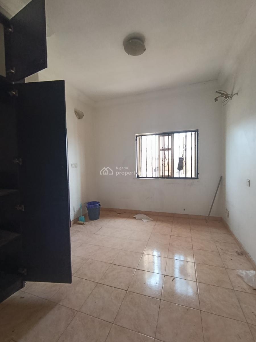 Self Service Lovely Spacious 3 Bedroom Apartment+ Boys Quarter, Agungi, Lekki, Lagos, Flat / Apartment for Rent