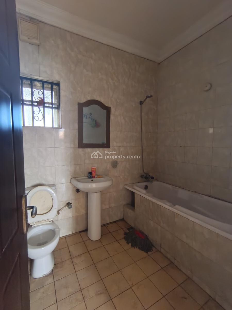 Self Service Lovely Spacious 3 Bedroom Apartment+ Boys Quarter, Agungi, Lekki, Lagos, Flat / Apartment for Rent