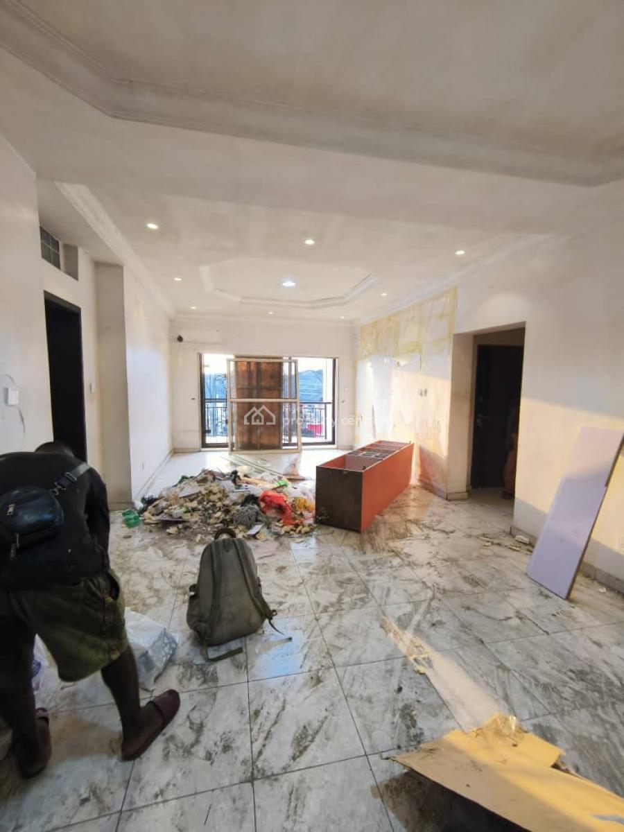 Self Service Lovely Spacious 3 Bedrooms Apartment, By Chicken Republic, Agungi, Lekki, Lagos, Flat / Apartment for Rent