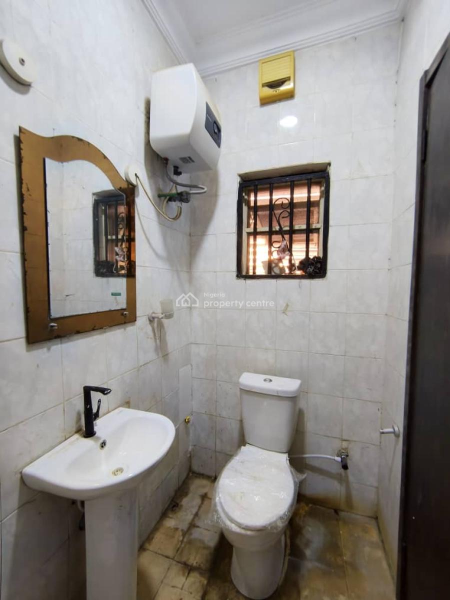 Self Service Lovely Spacious 3 Bedrooms Apartment, By Chicken Republic, Agungi, Lekki, Lagos, Flat / Apartment for Rent