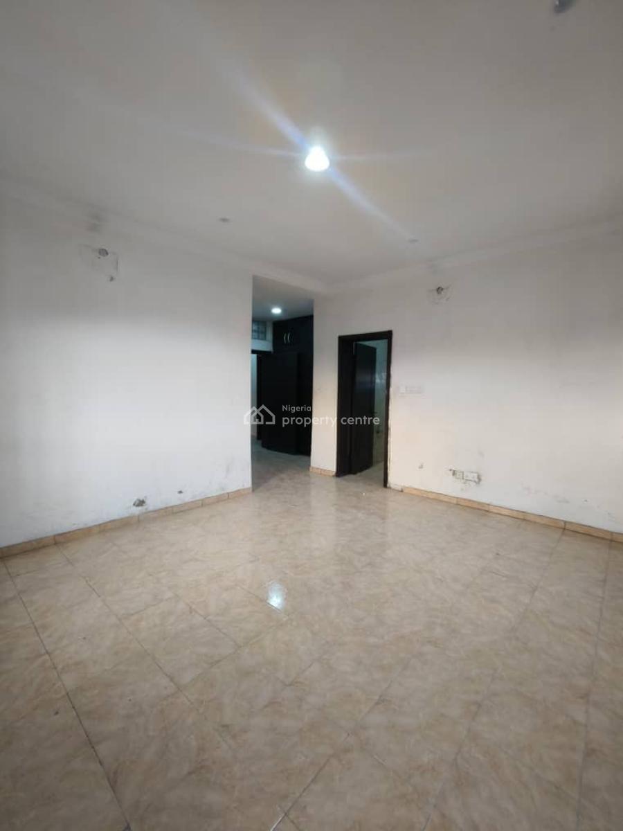 Self Service Lovely Spacious 3 Bedrooms Apartment, By Chicken Republic, Agungi, Lekki, Lagos, Flat / Apartment for Rent