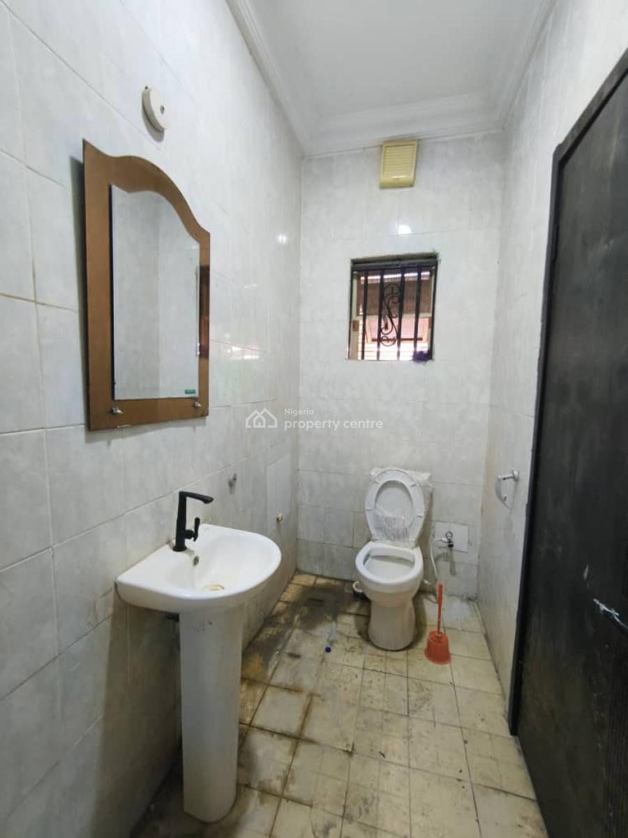 Self Service Lovely Spacious 3 Bedrooms Apartment, By Chicken Republic, Agungi, Lekki, Lagos, Flat / Apartment for Rent