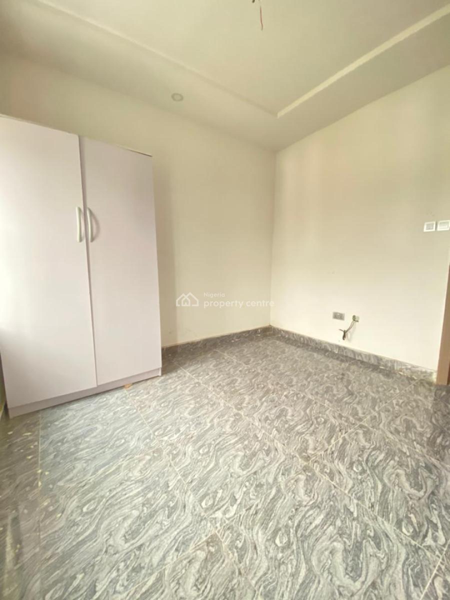 Spacious 2bedroom Flat Apartment in a Well Secured Estate Olfor N5m, Orchid Road Lekki Lagos, Lekki, Lagos, Flat / Apartment for Rent